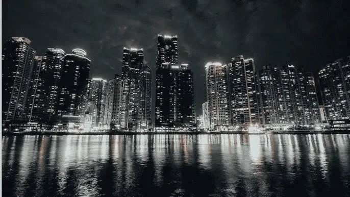 梁医生不可以(限)系列 - 城市之光：霓虹背后的人间烟火